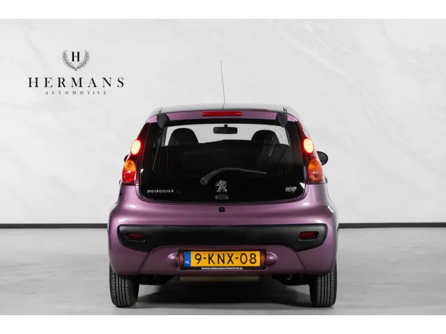 Peugeot 107 1.0 Envy 2013 Benzine 3
