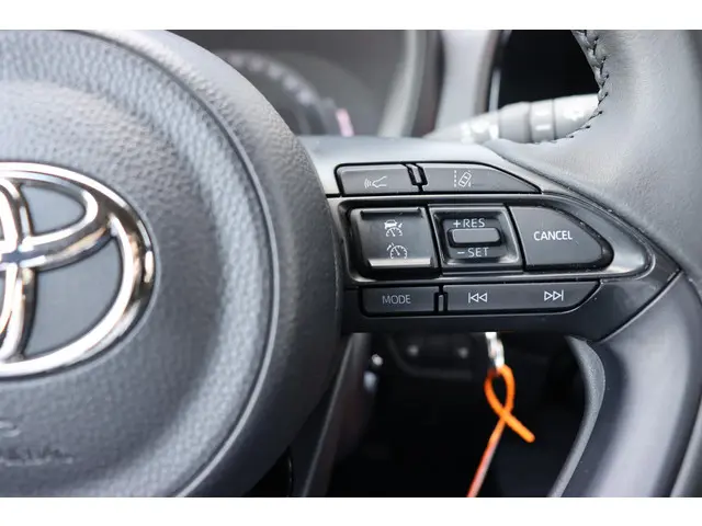 Toyota Aygo X 1.0 VVT-i MT Play, Camera 2024 Benzine 23