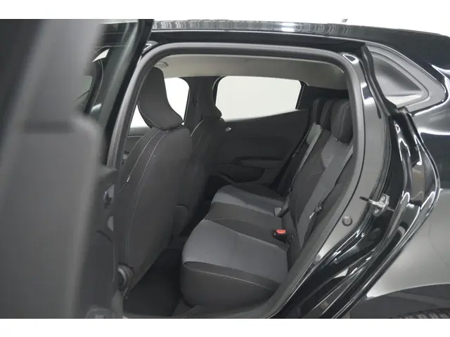 Renault Clio TCe 90 Evolution 2024 Benzine 30