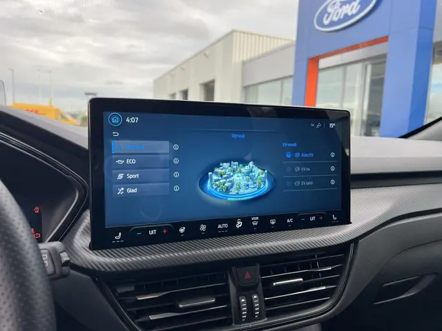 Ford Kuga 2.5 PHEV ST-Line X 2025 Hybride Benzine 32