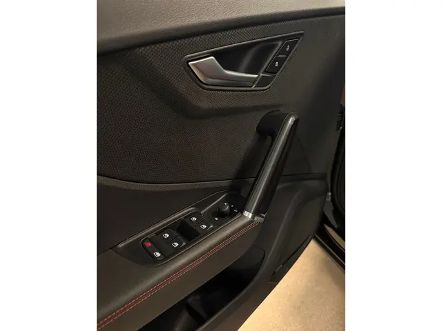 Audi Q2 SQ2 2.0 TFSI quattro 2021 Benzine 13