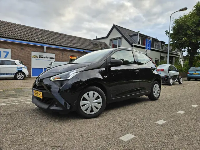 Toyota Aygo 1.0 VVT-i x-fun 2022 Benzine 10