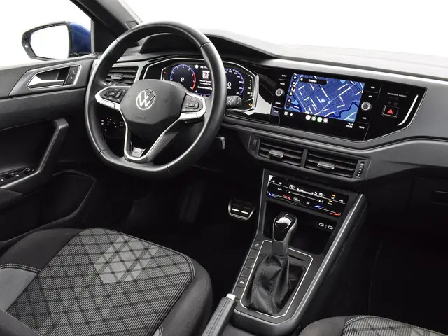 Volkswagen Polo 1.0 TSI 110pk DSG R-Line 2024 Benzine 29