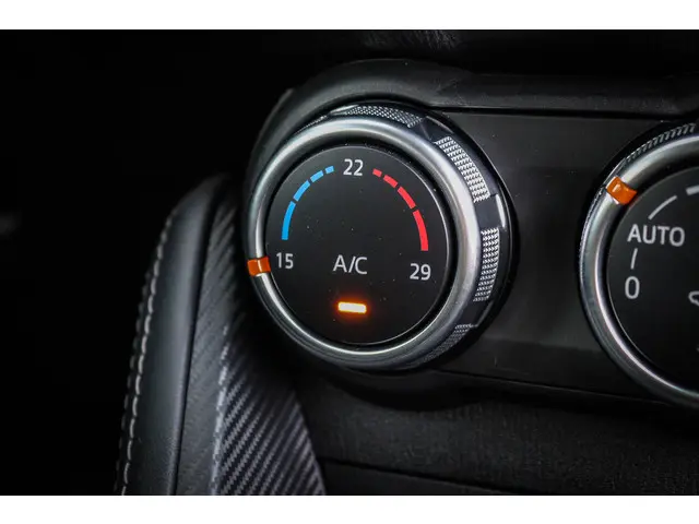 Mazda 2 1.5 Skyactiv-G GT-M 2019 Benzine 9