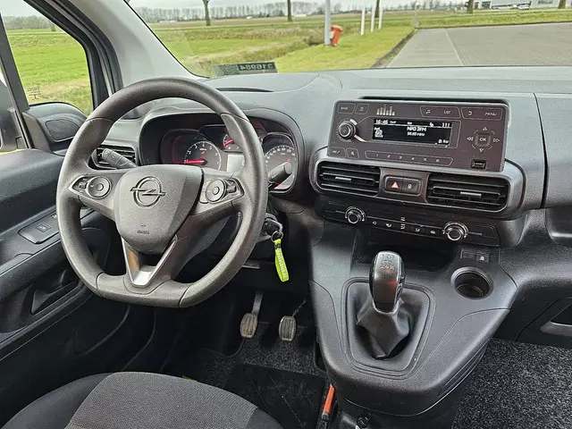 Opel Combo 1.5 2020 Diesel 8