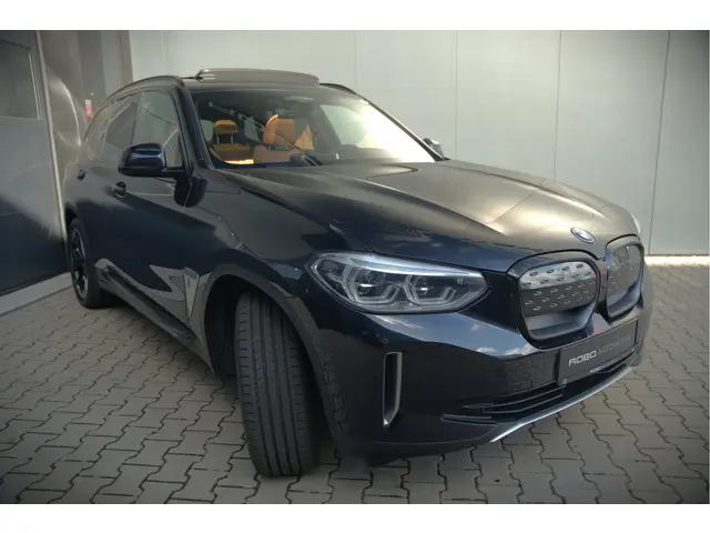 BMW iX3 High Executive 80 kWh 2021 Elektrisch 3