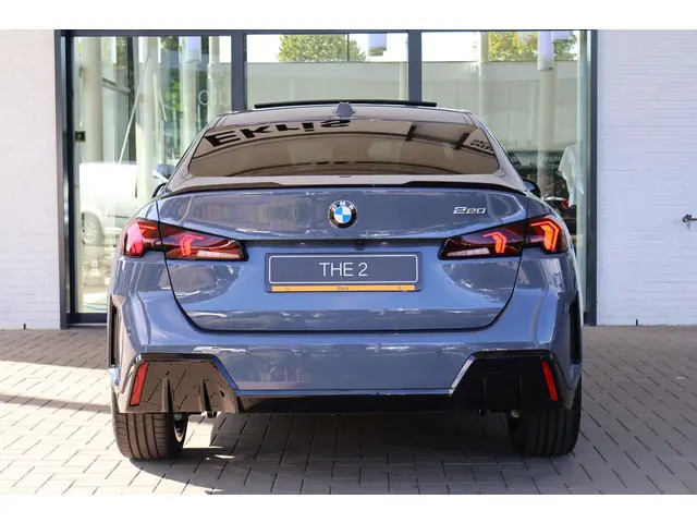 BMW 2 Serie Gran Coupé 220 2025 Benzine 4