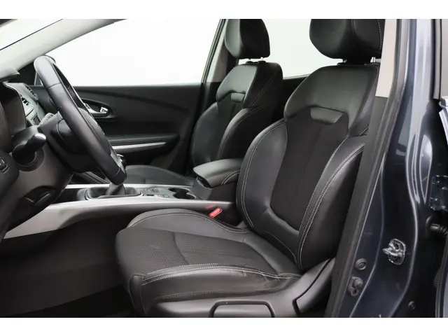 Renault Kadjar 1.2 TCe Intens 2015 Benzine 9