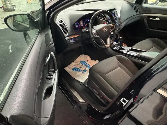 Hyundai i40 Wagon 2.0 GDI i-Catcher 2012 Benzine 11