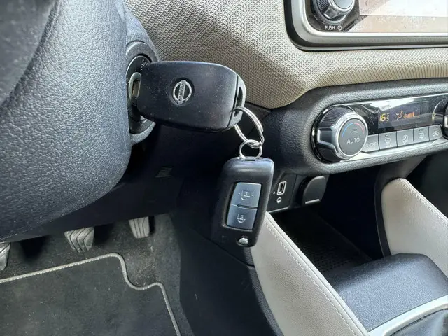 Nissan Micra 1.0 IG-T N-Connecta camera 2019 Benzine 26