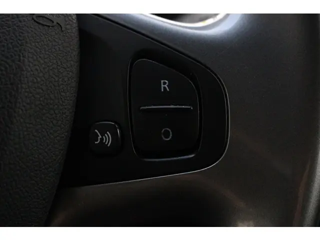 Renault Clio 0.9 TCe Eco2 Limited 2016 Benzine 15