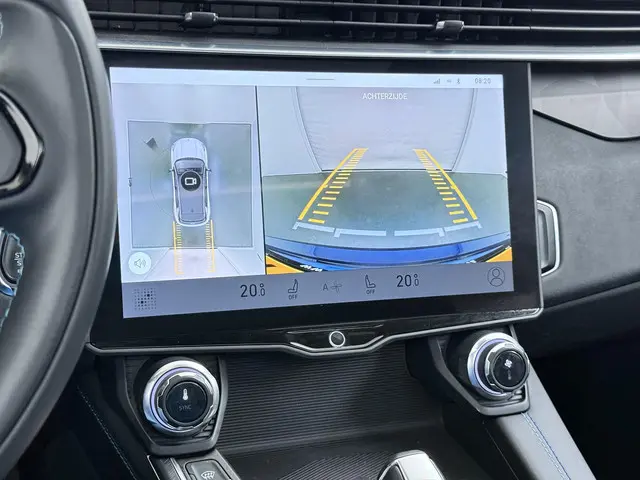 Lynk & Co 01 1.5 2022 Hybride Benzine 38