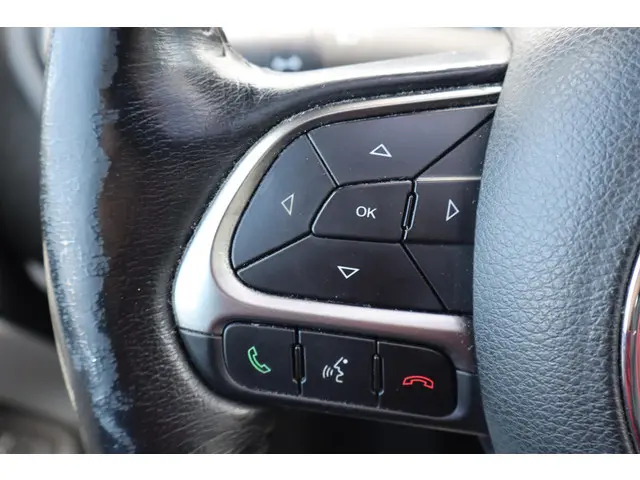 Jeep Renegade 1.3T Freedom 2019 Benzine 24