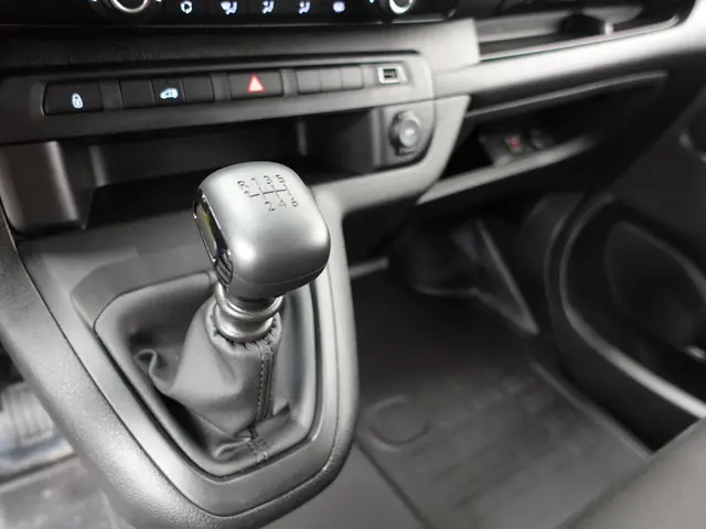Opel Vivaro L3H1 Edition Dubbele Cabine 2023 Diesel 18
