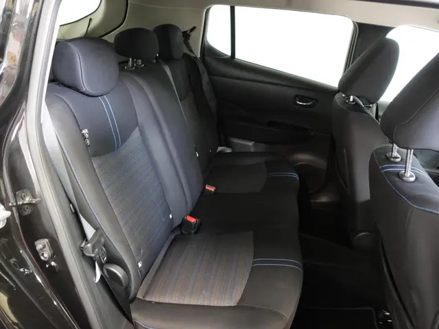 Nissan Leaf N-Connecta 40 kWh 2019 Elektrisch 42