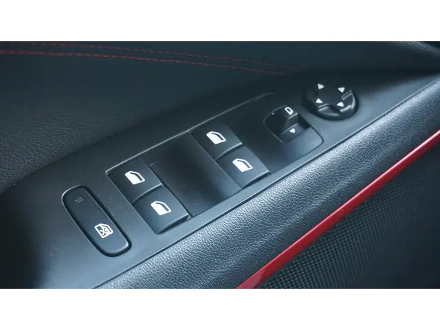 Opel Crossland 1.2 110pk Turbo GS-Line 2023 Benzine 34