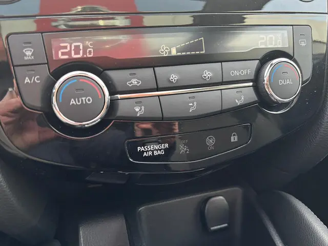 Nissan QASHQAI DIG-T 160 DCT N-Connecta 2019 Benzine 18