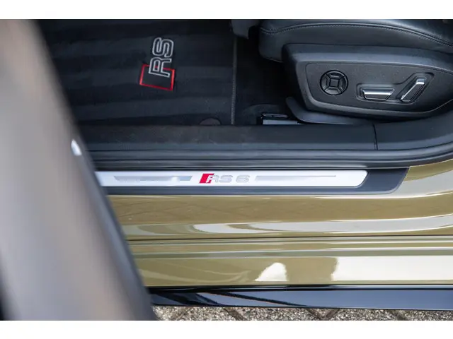 Audi RS6 Avant 4.0 TFSI quattro 2022 Benzine 41