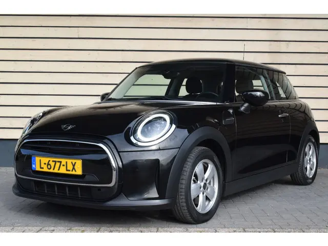 MINI One Mini 1.5 Essential 2021 Benzine 2