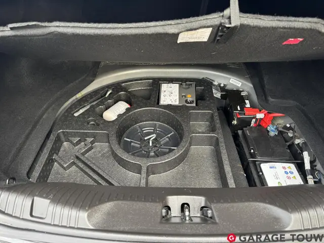 Jaguar XF 3.0 V6 SC 340PK 2014 Benzine 27