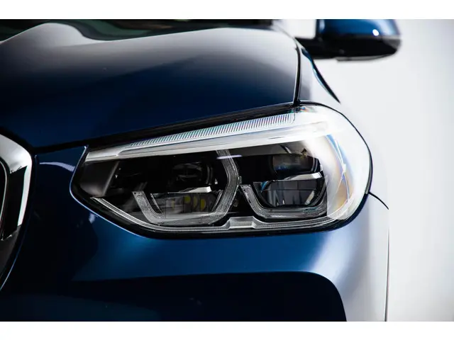 BMW X3 xDrive30e High Executive 2021 Hybride Benzine 33