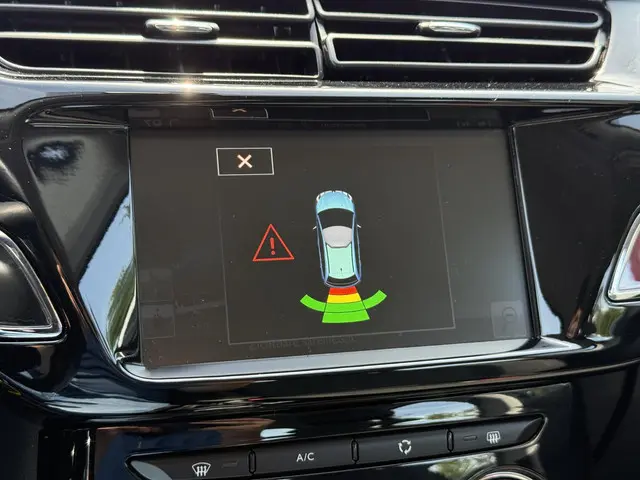 Citroën C3 1.2 PureTech Collection 2015 Benzine 26