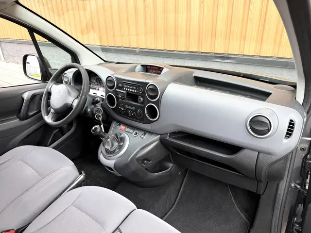 Peugeot Partner 120 1.6 HDi 75 L1 XR 2016 Diesel 11