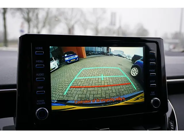 Toyota Corolla 1.8 Hybrid Style 2022 Hybride Benzine 12