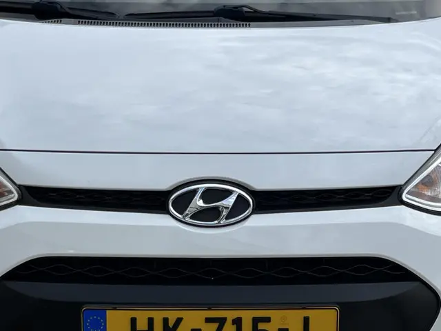 Hyundai i10 1.0i i-Motion Comfort 2015 Benzine 28