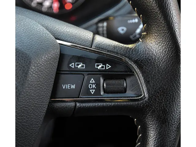 SEAT Arona 1.0 FR X Launch Edition 2018 Benzine 12