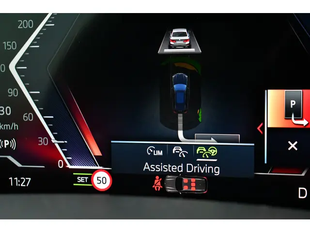 BMW X5 xDrive50e M-Sport 2023 Hybride Benzine 84