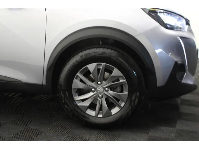 Peugeot 2008 1.2 PureTech Active 2020 Benzine 10