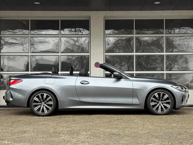 BMW 4 Serie Cabrio 420i High Executive 2021 Benzine 10