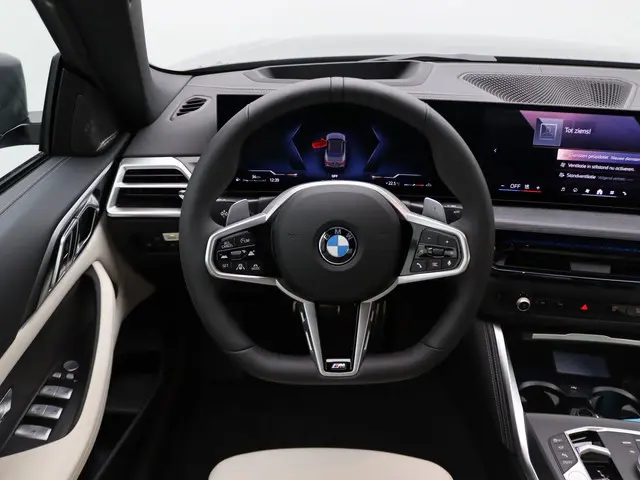 BMW 4 Serie 420i Cabrio 2025 Benzine 25