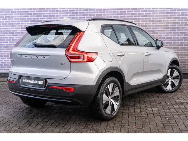 Volvo XC40 2.0 B4 Plus Dark 2024 Benzine 15