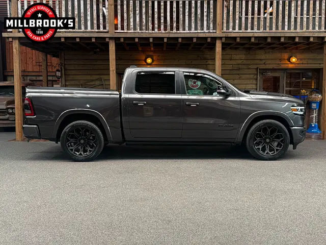 Dodge Ram 1500 5.7 V8 Limited 2023 LPG/Gas 11