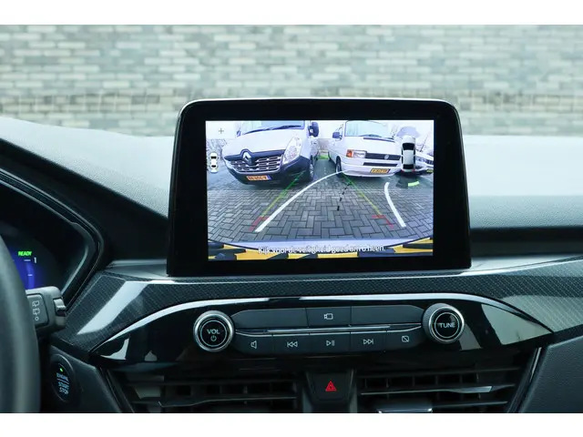 Ford Kuga 2.5 PHEV ST-Line X 2023 Hybride Benzine 37