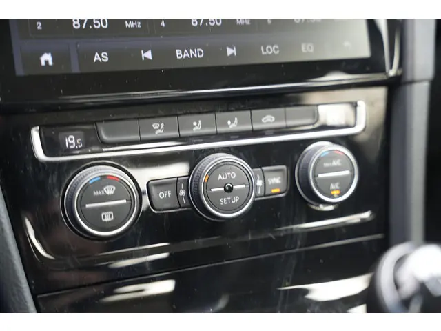 Volkswagen Golf 1.2 TSI Highline 2013 Benzine 19