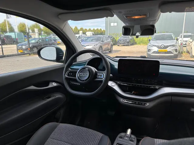 Fiat 500e C Icon 42 kWh 2023 Elektrisch 9