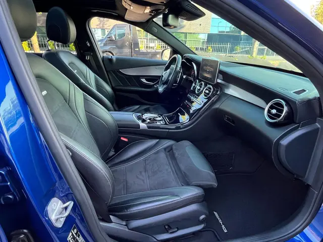 Mercedes-Benz C-Klasse 63 AMG 2017 Benzine 19