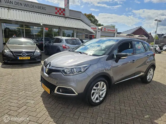 Renault Captur 0.9 TCe Expression 2013 Benzine 9