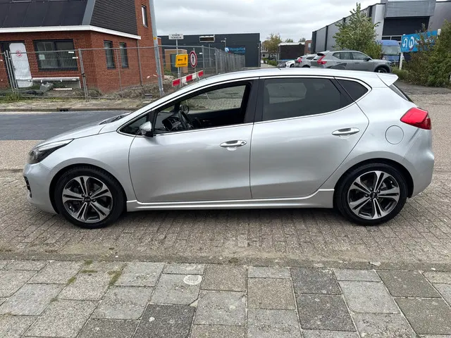 Kia cee'd 1.0 T-GDi GT-Line Summer Edition 2017 Benzine 8