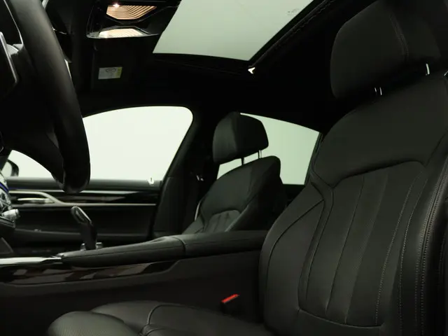 BMW 7 Serie Sedan 745e 2020 Hybride Benzine 11
