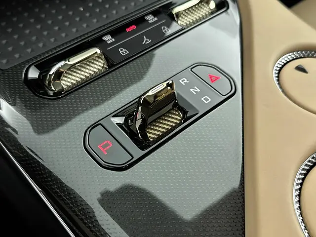 Lotus Eletre R 112kWh/906pk 2024 Elektrisch 21