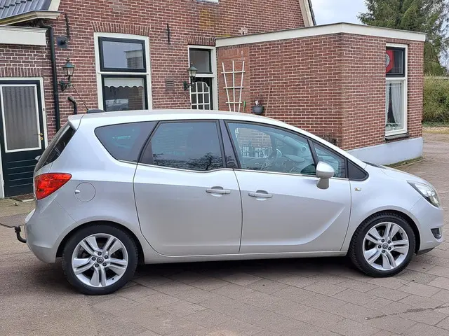 Opel Meriva 1.4 Turbo 2016 Benzine 4