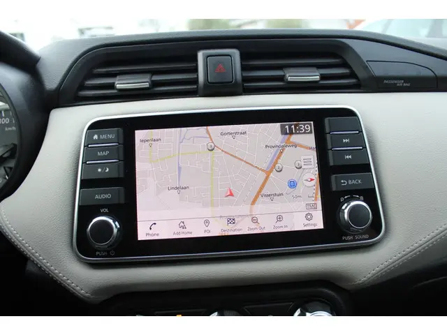 Nissan Micra 1.0 IG-T N-Design Connect 2023 Benzine 14