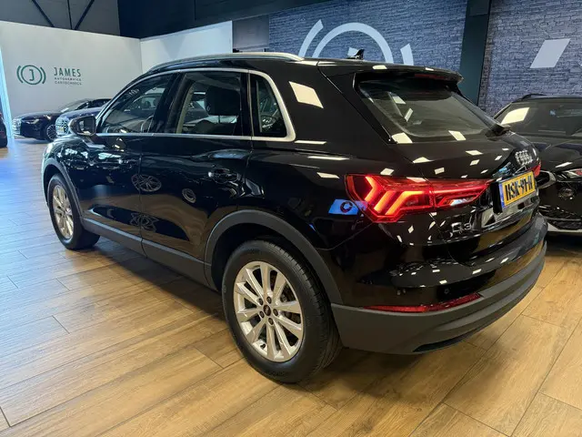 Audi Q3 45 TFSIe Advanced edition 2023 Hybride Benzine 3