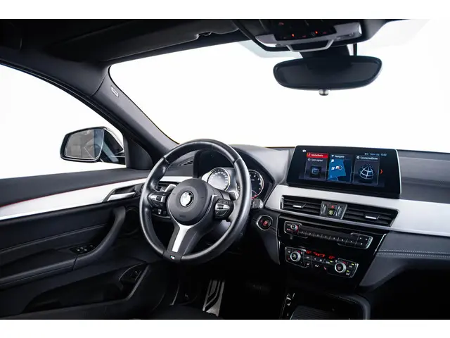 BMW X2 sDrive20i High Executive Edition 2020 Benzine 44