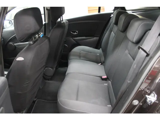 Renault Mégane Estate 1.2 TCe Authentique 2014 Benzine 6