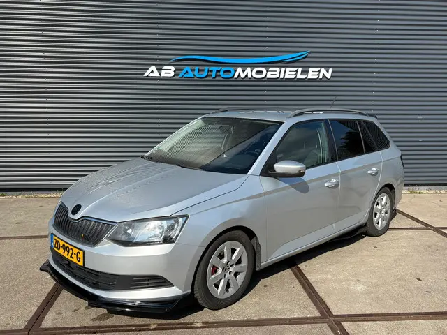 Škoda Fabia Combi 1.2 TSI Ambition 2015 Benzine